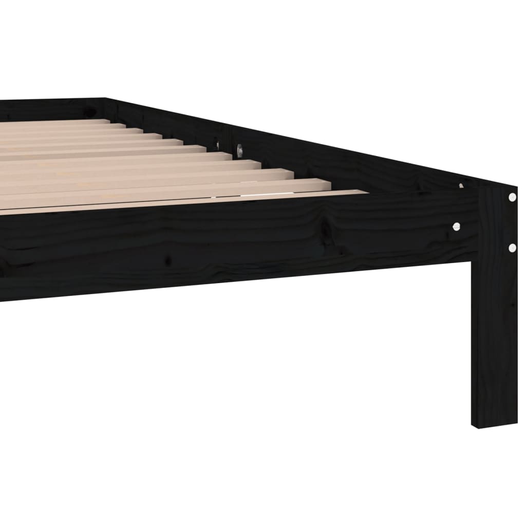 Bedframe massief grenenhout 200x200 cm